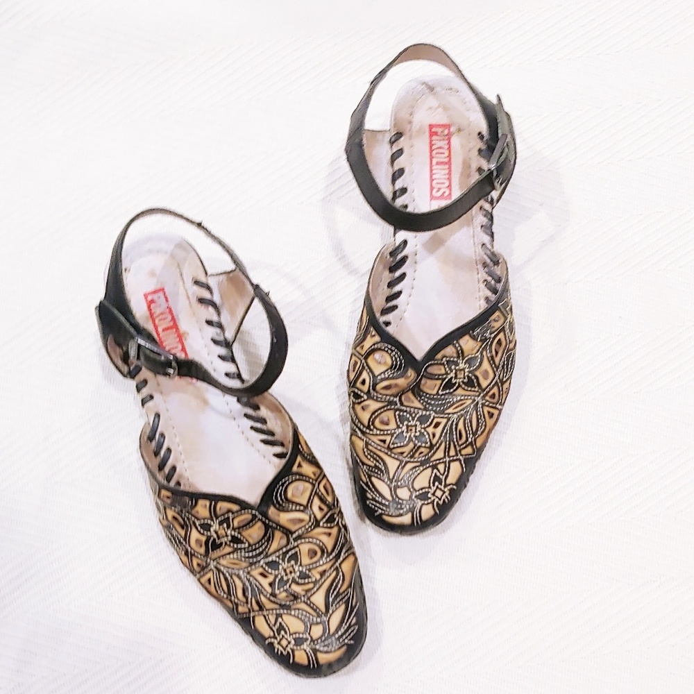 Pikolinos▪️Black/Yellow Floral Mary Jane - SZ 7